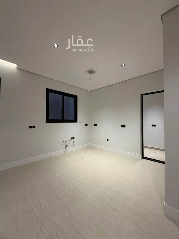 فيلا للبيع في شارع حمزة بن عطية, حي الصفاء, مدينة الرياض, منطقة الرياض 6