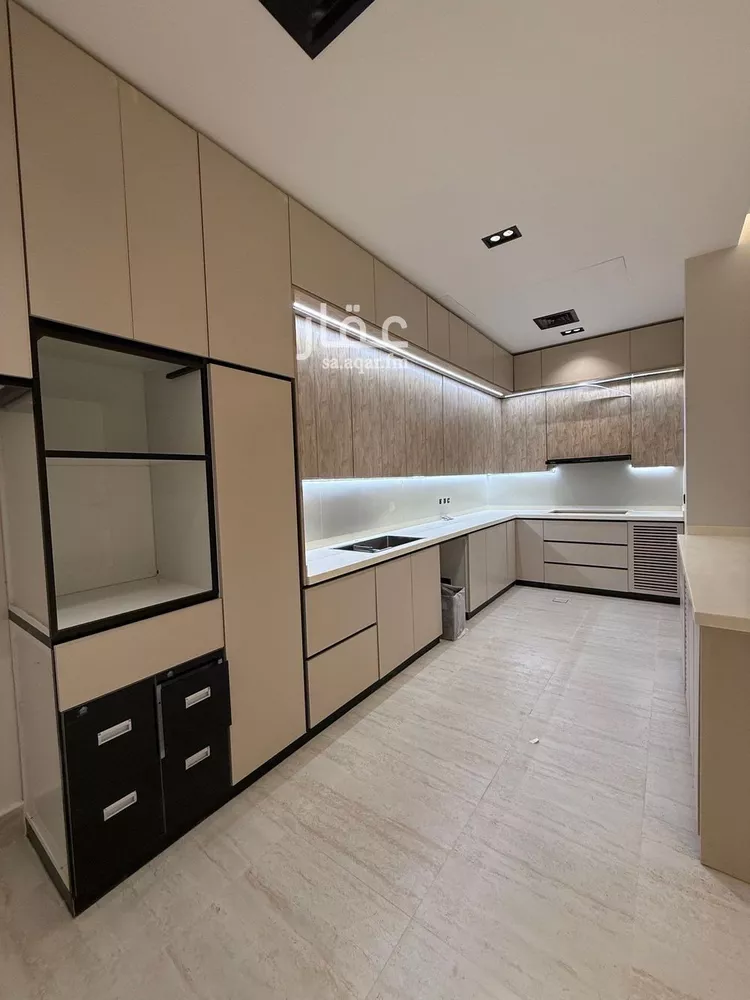 فيلا للإيجار في شارع عيسي الملاحي, حي الصفاء, مدينة الرياض, منطقة الرياض صورة 5