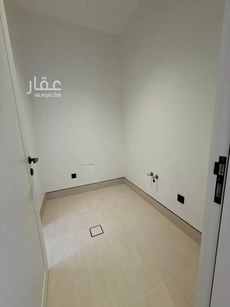 Villa for Sale in Riyadh As Safaa 10