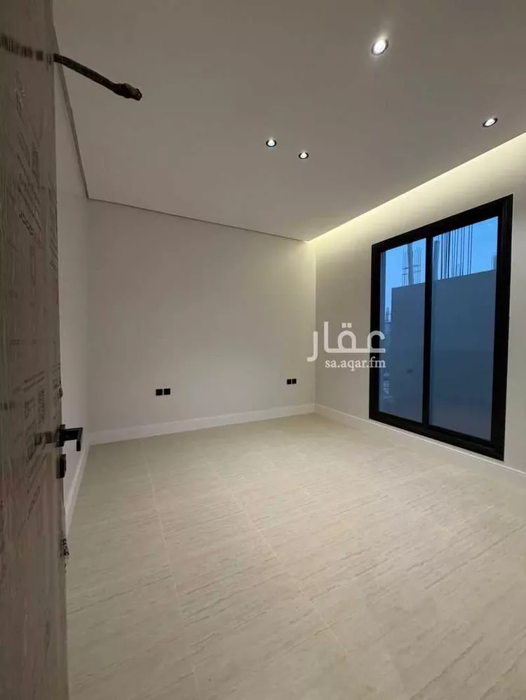 فيلا للبيع في شارع حمزة بن عطية, حي الصفاء, مدينة الرياض, منطقة الرياض 10