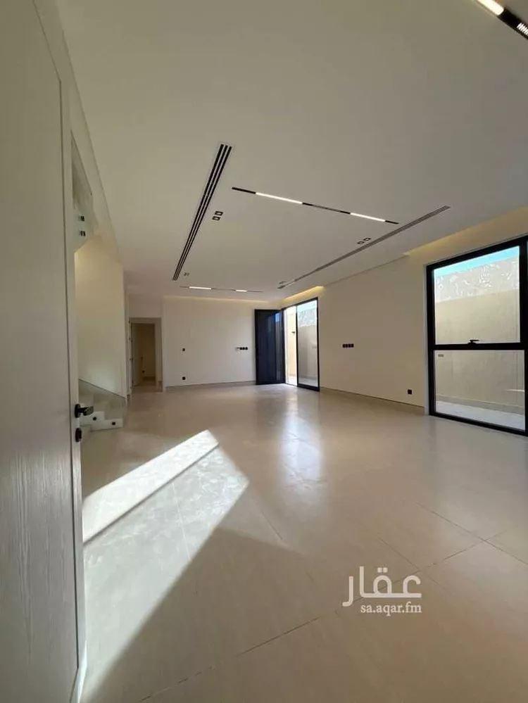 Villa for Sale in Riyadh As Safaa 7