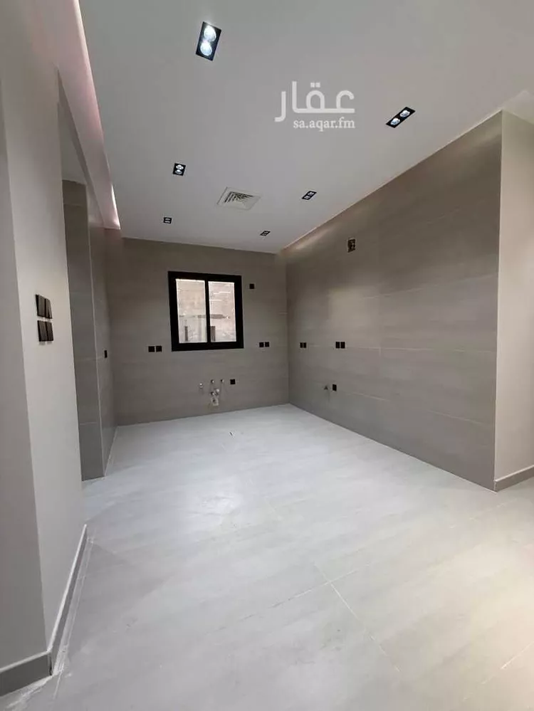 دور للبيع في شارع محمد بن الهيثم بن شبابه, حي الصفاء, مدينة الرياض, منطقة الرياض 6