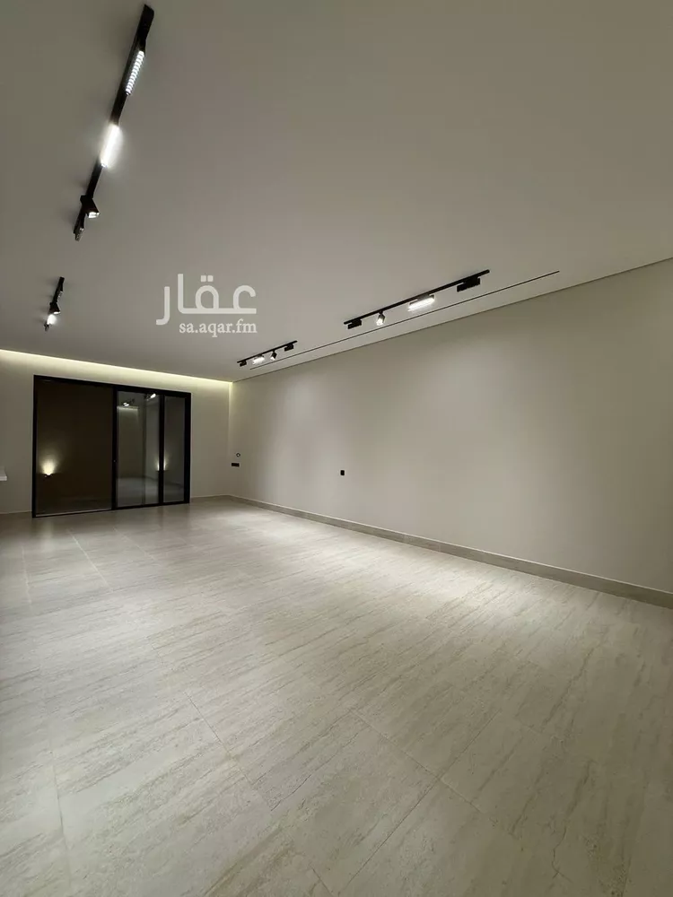 فيلا للإيجار في شارع عيسي الملاحي, حي الصفاء, مدينة الرياض, منطقة الرياض صورة 2