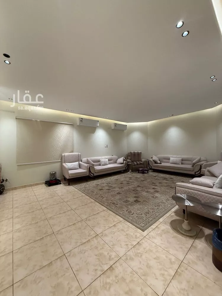 Villa for Sale in Riyadh As Safaa 7