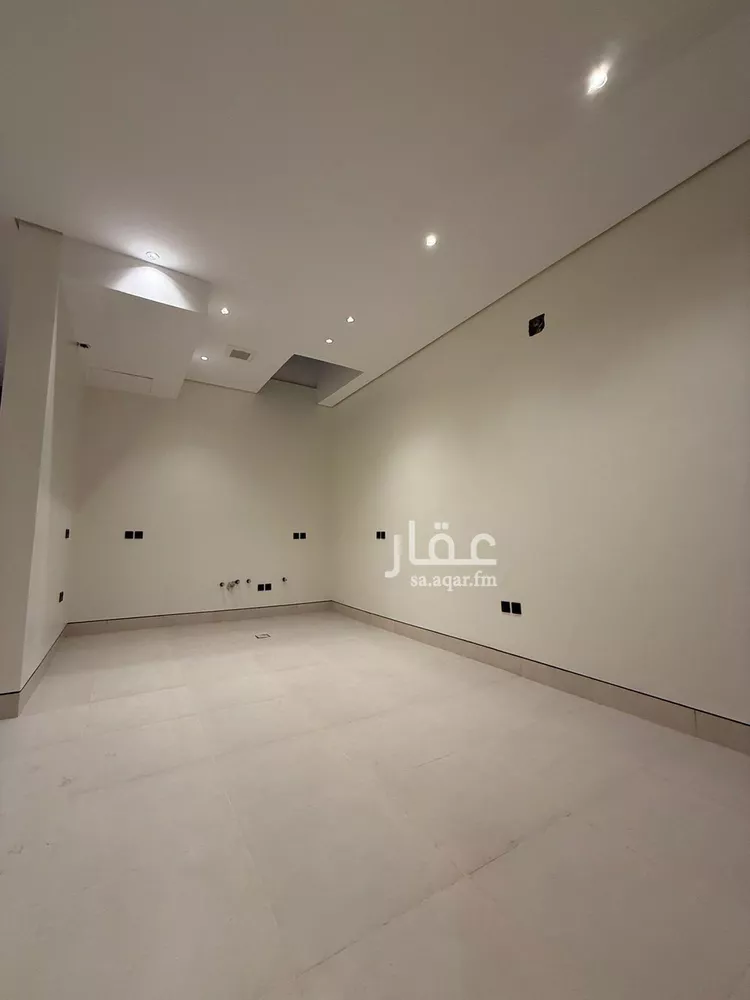 Floor for Sale in Riyadh Sultanah 6
