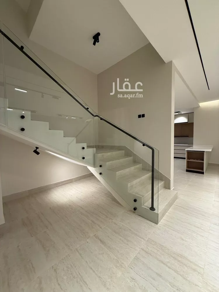 فيلا للإيجار في شارع عيسي الملاحي, حي الصفاء, مدينة الرياض, منطقة الرياض صورة 5