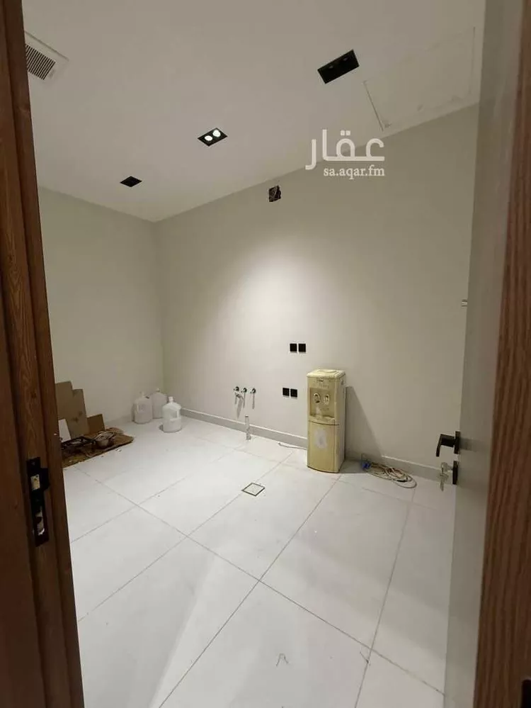 دور للبيع في شارع ابن رشد, حي الفاروق, مدينة الرياض, منطقة الرياض صورة 4