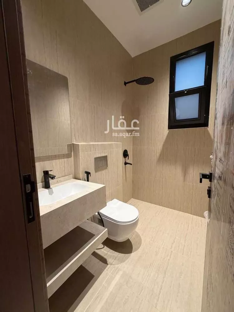 فيلا للبيع في شارع حمزة بن عطية, حي الصفاء, مدينة الرياض, منطقة الرياض 15