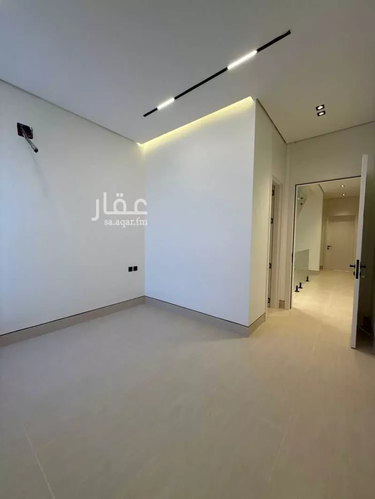 Villa for Sale in Riyadh As Safaa 13