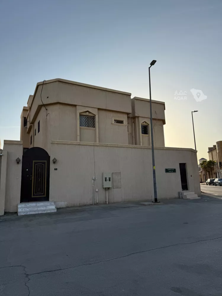 فيلا للبيع في شارع الحكيمة, حي الصفاء, مدينة الرياض, منطقة الرياض 4