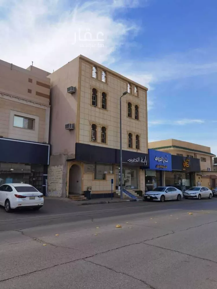 عمارة للبيع في شارع هلالة, حي وسط المدينة, مدينة عنيزة, منطقة القصيم