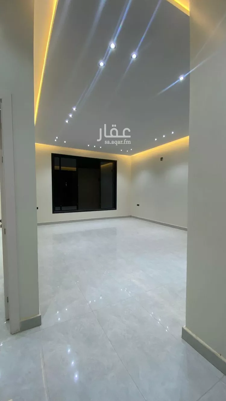فيلا للبيع في شارع إبراهيم بن حسين, حي الرمال, مدينة الرياض, منطقة الرياض صورة 2
