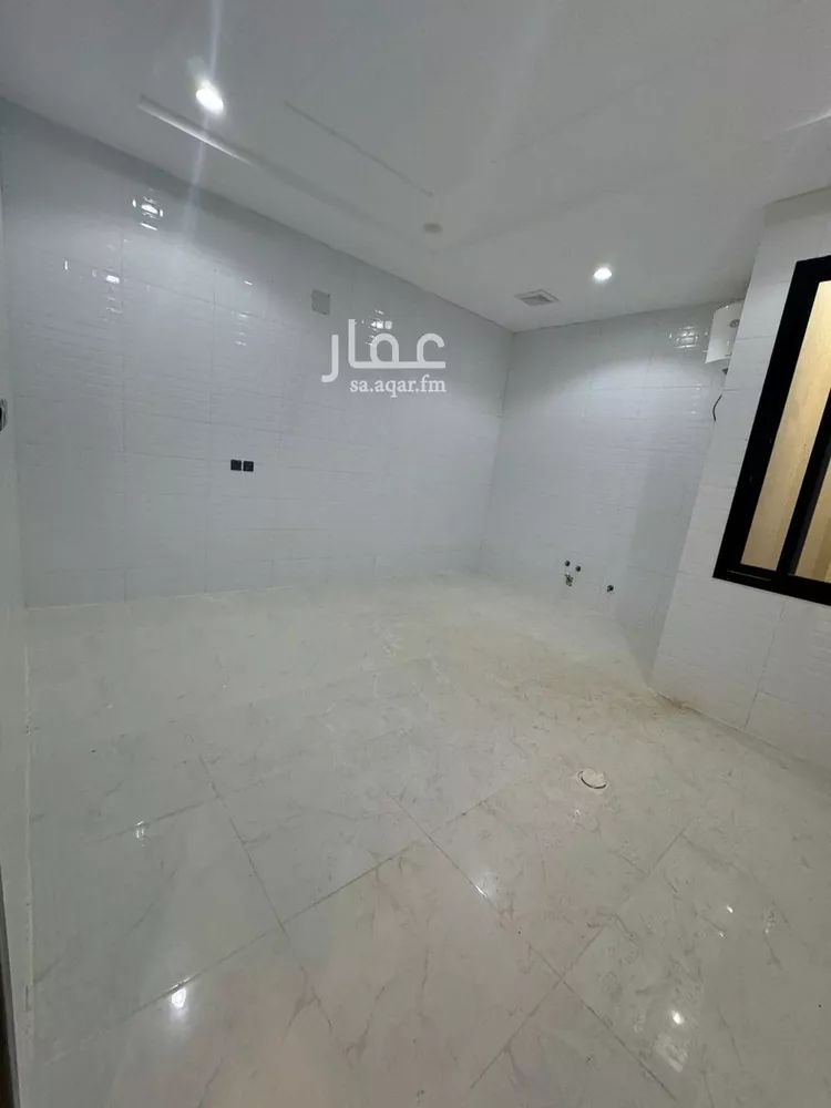 Floor for Rent in Riyadh Ar Rimal صورة 3