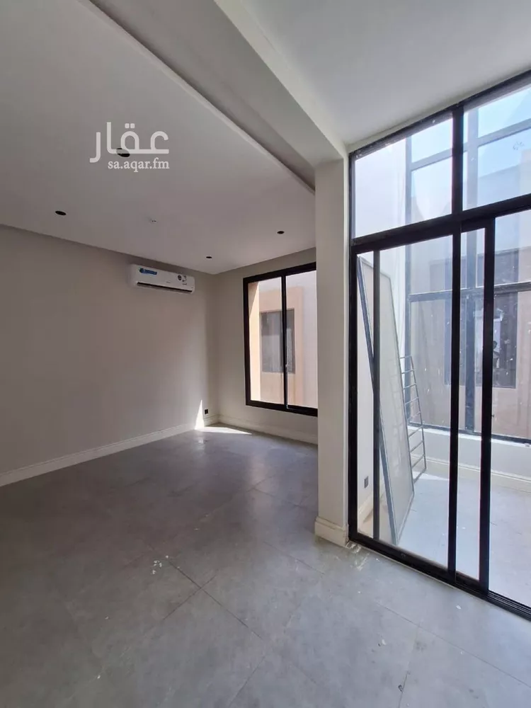فيلا للإيجار في شارع عبدالله بن حبان, حي الرمال, مدينة الرياض, منطقة الرياض صورة 2