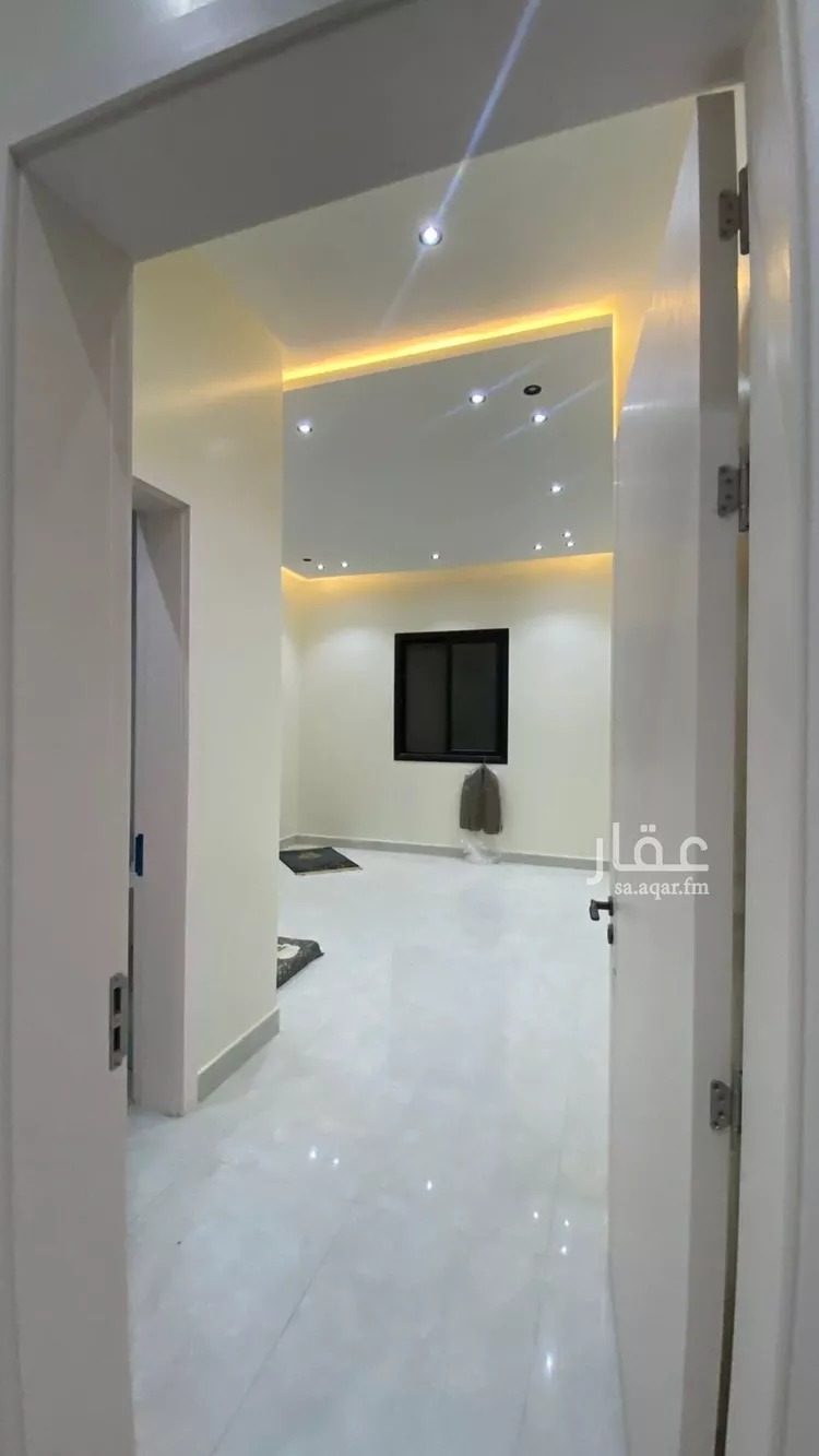فيلا للبيع في شارع إبراهيم بن حسين, حي الرمال, مدينة الرياض, منطقة الرياض صورة 5