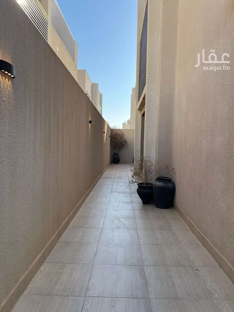 فيلا للإيجار في شارع فاطمة أم البهاء, حي الرمال, مدينة الرياض, منطقة الرياض صورة 2
