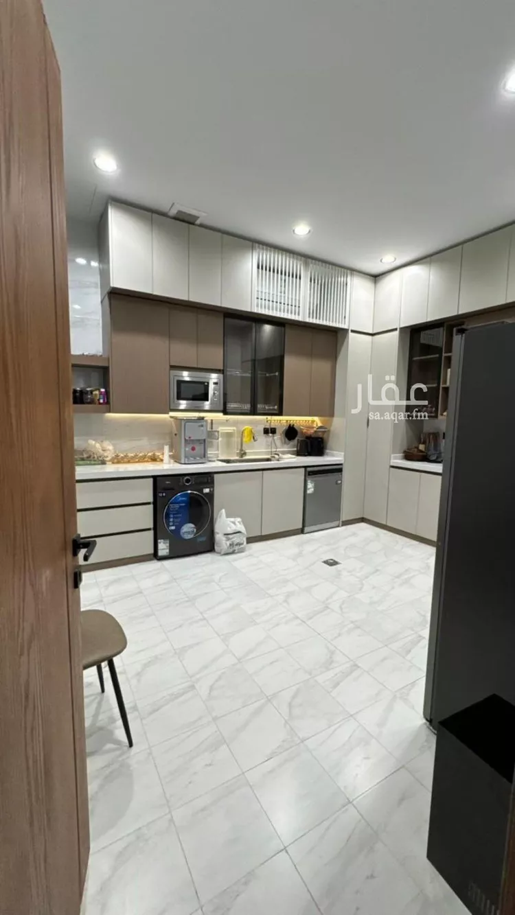 فيلا للإيجار في شارع السرور, حي الرمال, مدينة الرياض, منطقة الرياض