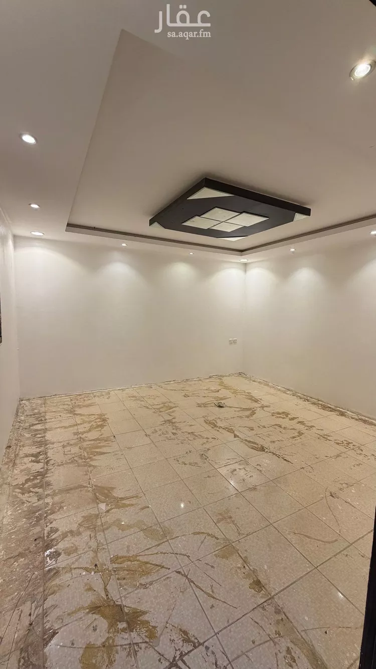استراحة للإيجار في شارع عمر اليعقوب, حي الرمال, مدينة الرياض, منطقة الرياض