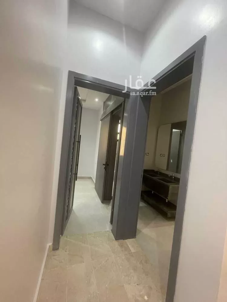 دور للبيع في شارع عبدالعزيز الدراوردي, حي طويق, مدينة الرياض, منطقة الرياض صورة 4