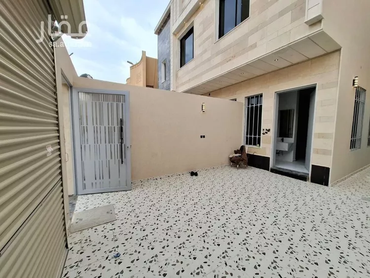 دور للبيع في شارع أبي محمد الخزرجي, حي طويق, مدينة الرياض, منطقة الرياض