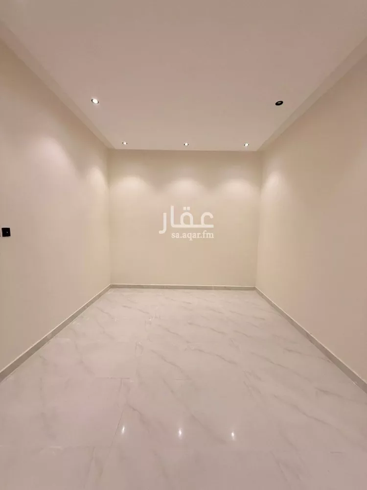 فيلا للبيع في حي عكاظ, مدينة الرياض, منطقة الرياض صورة 3