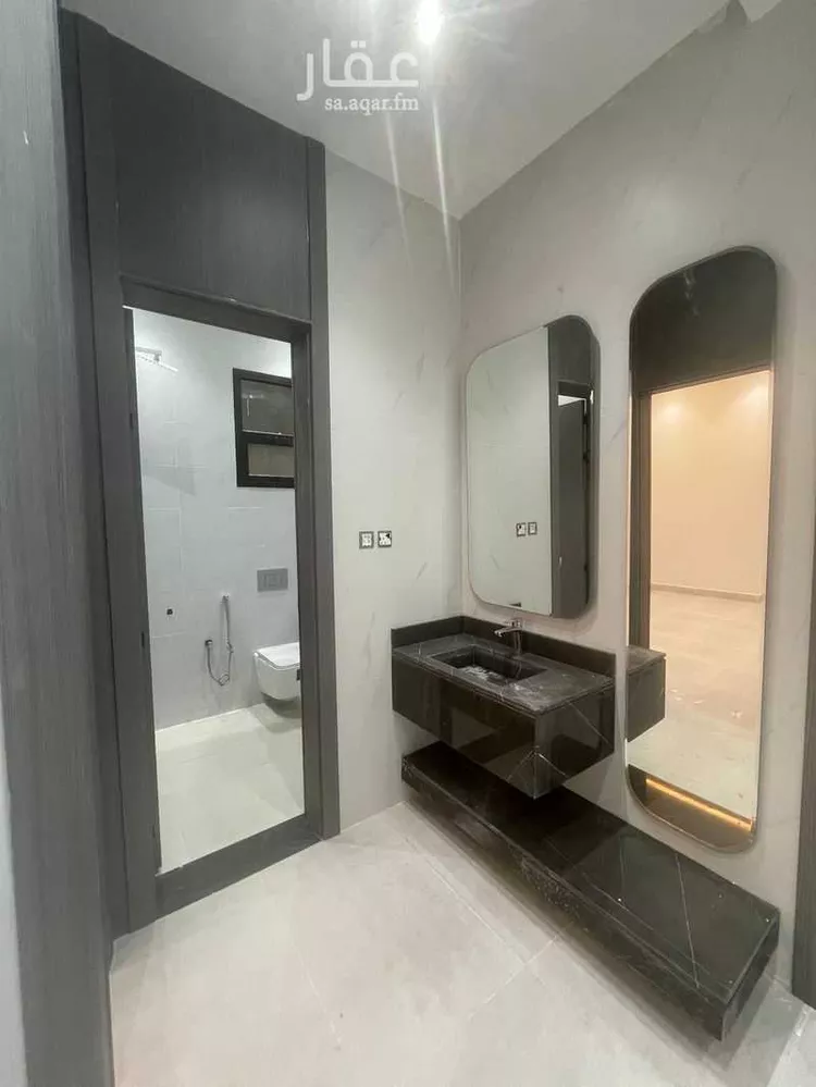دور للبيع في شارع محمد بن شيبة, حي طويق, مدينة الرياض, منطقة الرياض صورة 4
