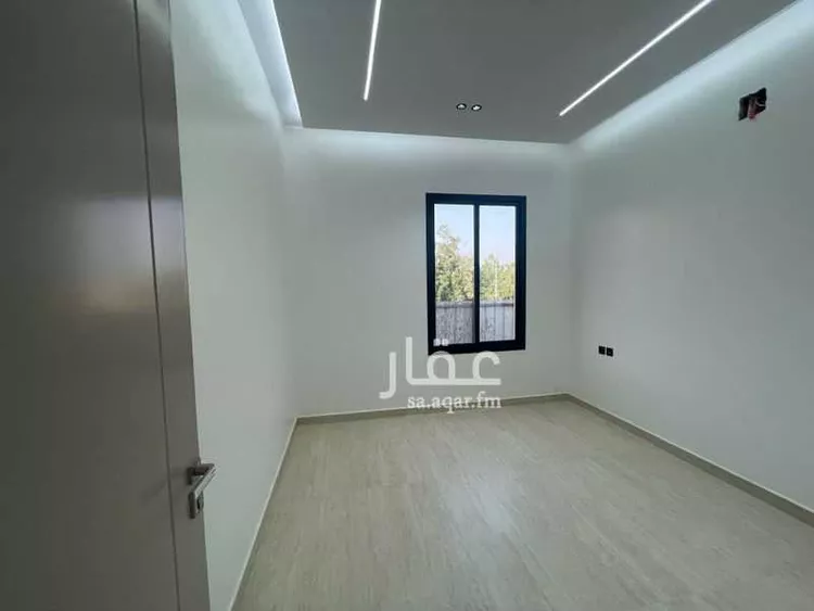 Villa for Sale in Riyadh Al Uraija Al Wusta 18