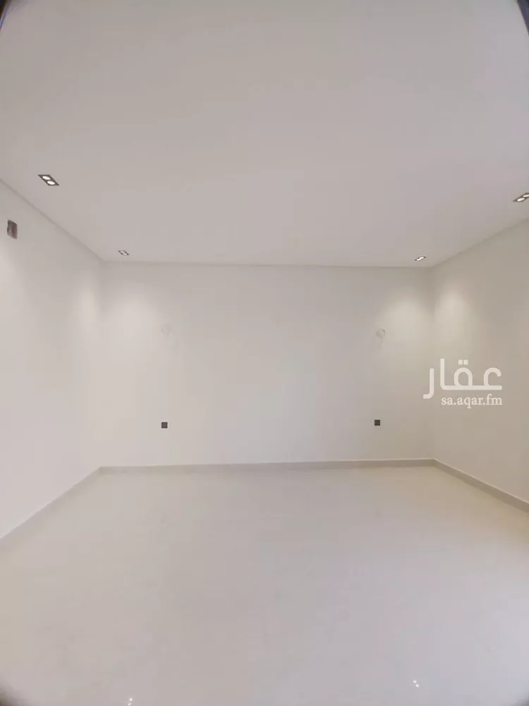 دور للبيع في شارع الحسن بن حمزة, حي طويق, مدينة الرياض, منطقة الرياض صورة 3