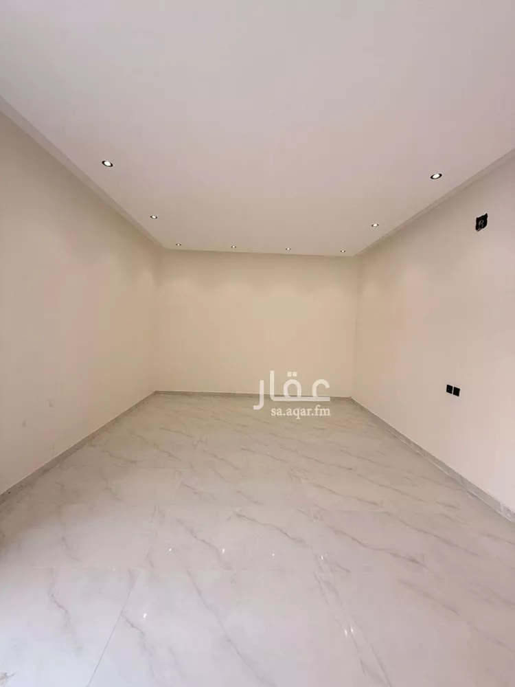 فيلا للبيع في حي عكاظ, مدينة الرياض, منطقة الرياض صورة 4