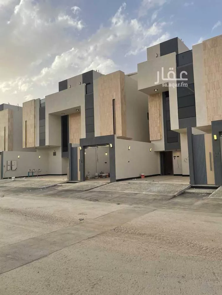 دور للبيع في شارع محمد بن شيبة, حي طويق, مدينة الرياض, منطقة الرياض صورة 2