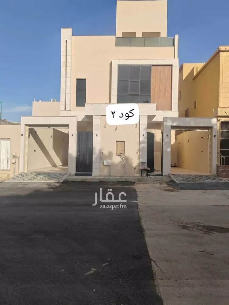 دور للبيع في شارع عبدالله بن المظفر, حي الحزم, مدينة الرياض, منطقة الرياض 1 صورة