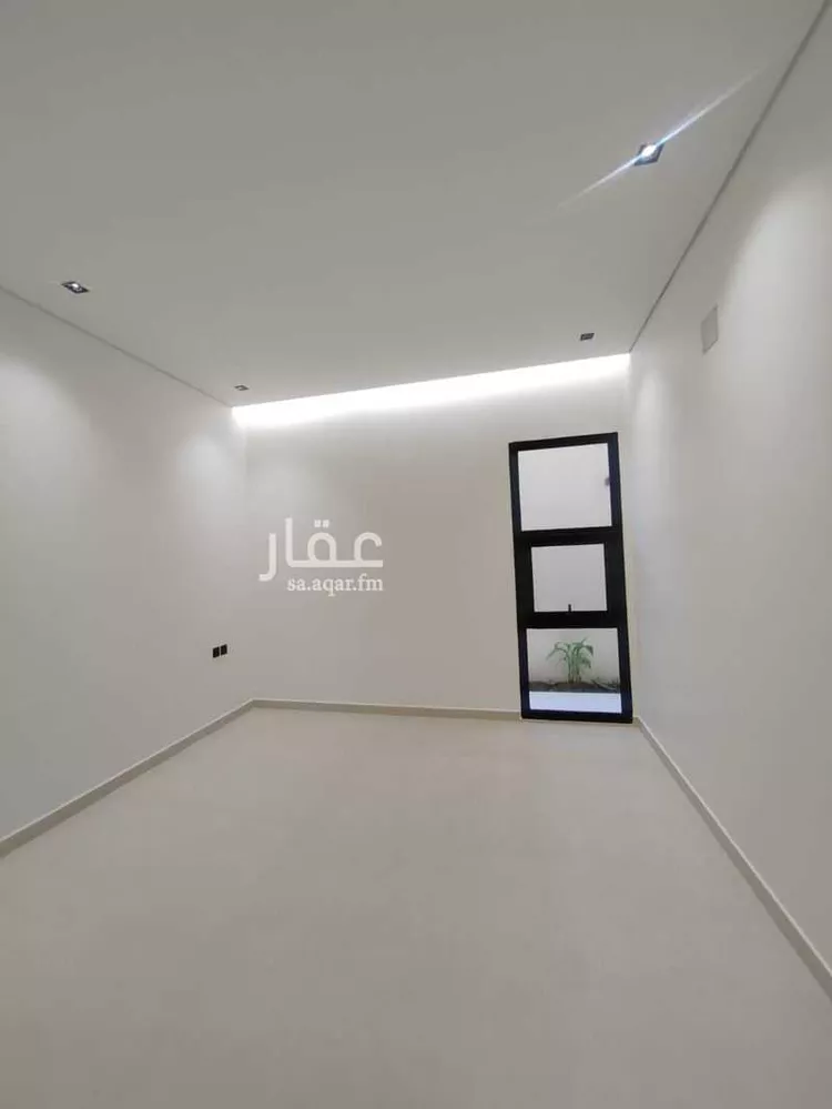 Floor for Sale in Riyadh Al Hazm 15