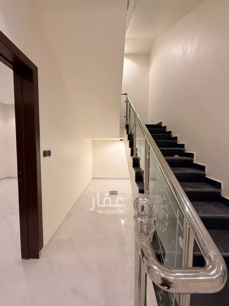 فيلا للبيع في حي عكاظ, مدينة الرياض, منطقة الرياض صورة 5