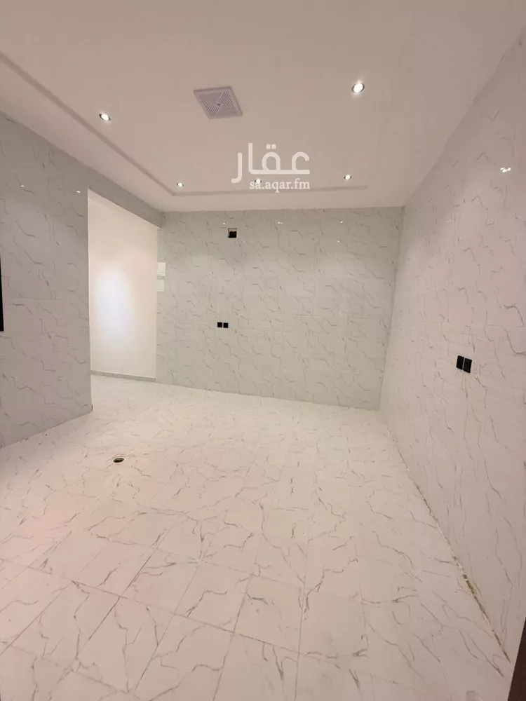 فيلا للبيع في حي عكاظ, مدينة الرياض, منطقة الرياض صورة 5