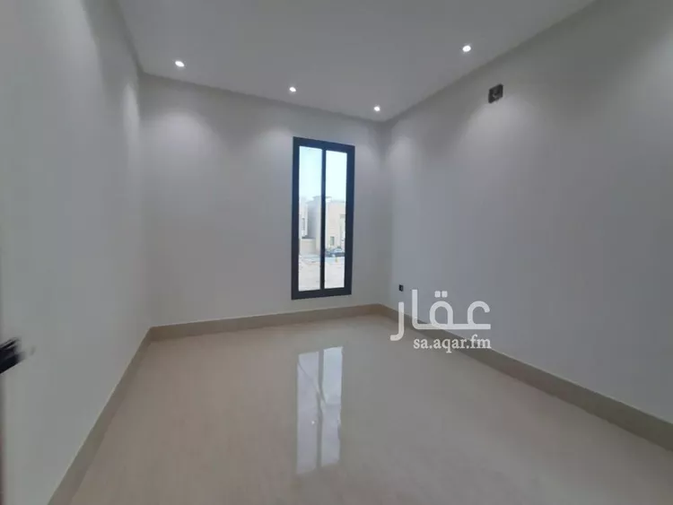 فيلا للبيع في شارع سيف الدين الخطيب, حي المهدية, مدينة الرياض, منطقة الرياض صورة 2