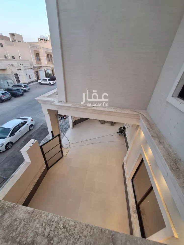 فيلا للبيع في شارع الندوة, حي ظهرة لبن, مدينة الرياض, منطقة الرياض صورة 3