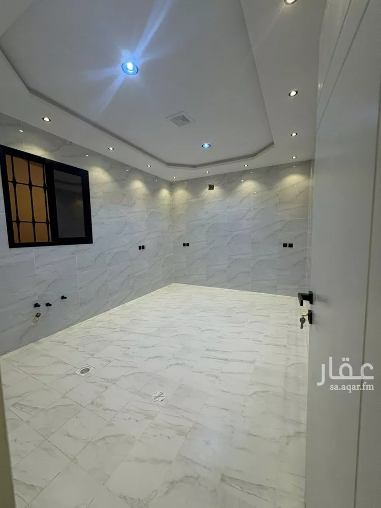 فيلا للبيع في شارع الرحمه, حي العريجاء الغربي, مدينة الرياض, منطقة الرياض صورة 4