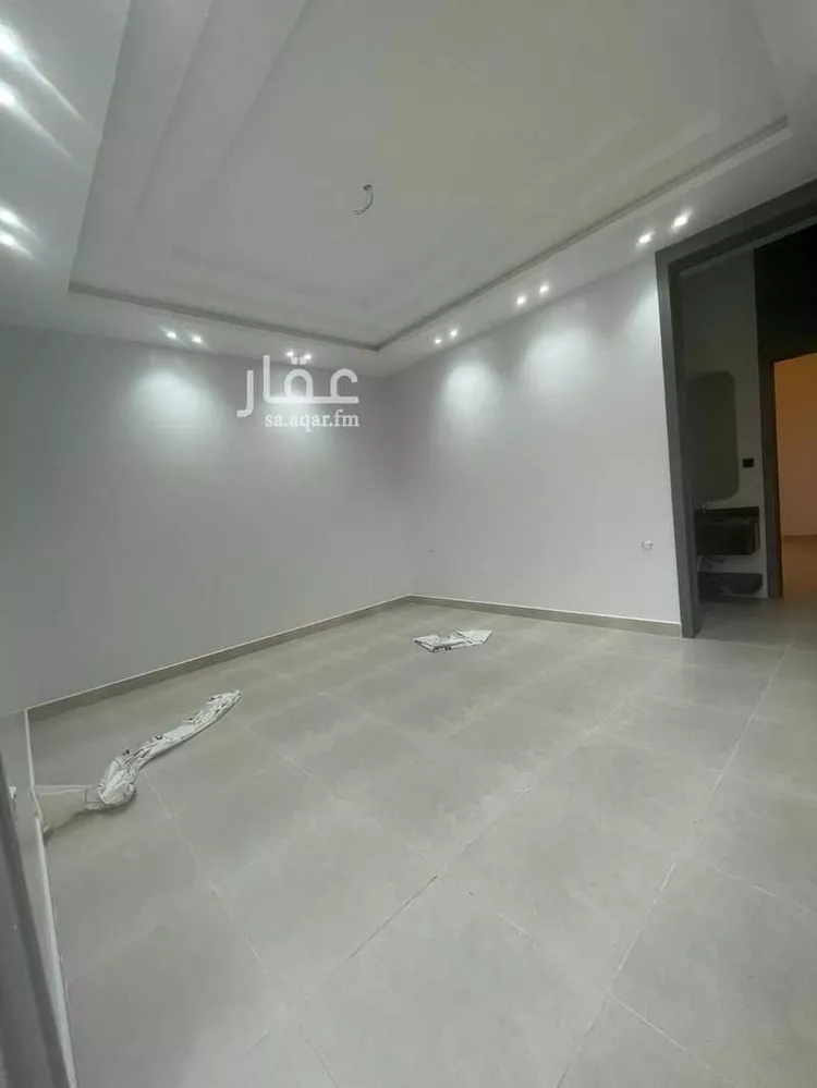 Floor for Sale in Riyadh Tuwaiq 9