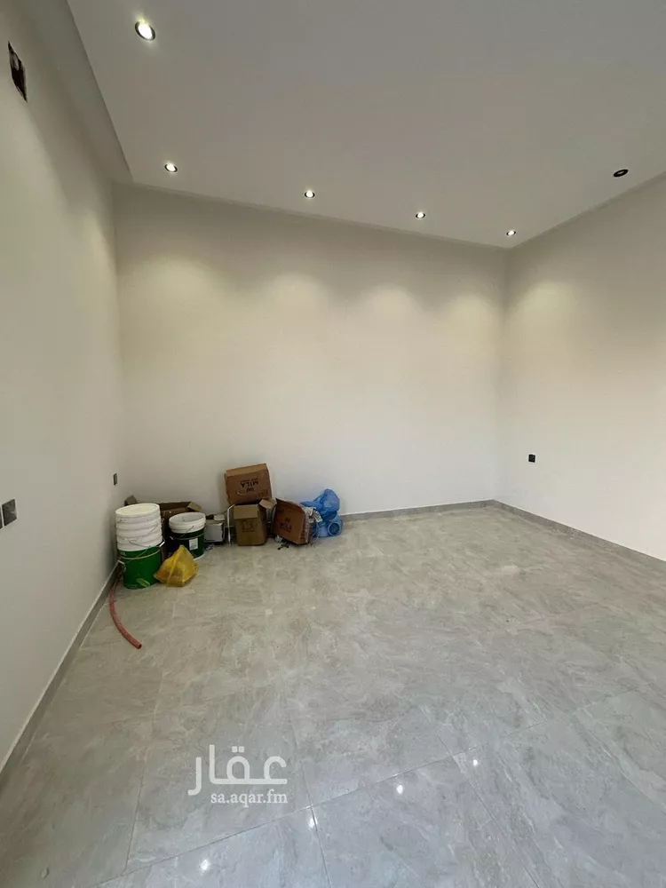دور للبيع في شارع رفاعه بن شداد, حي طويق, مدينة الرياض, منطقة الرياض صورة 3