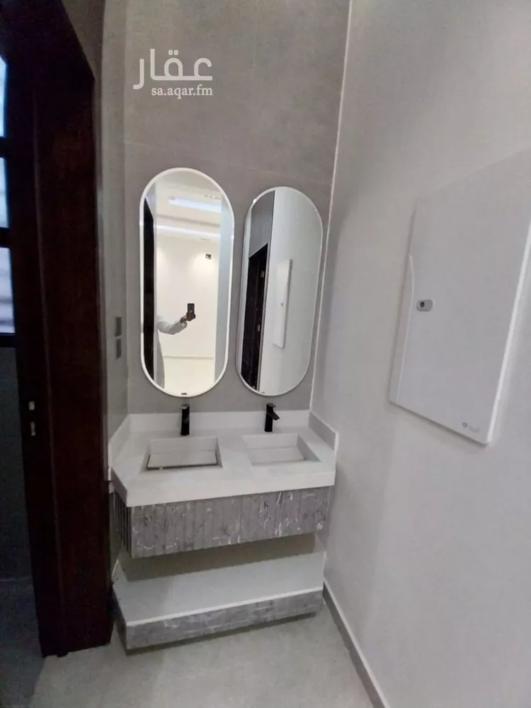 فيلا للبيع في شارع ابي حنيفه, حي العريجاء الغربي, مدينة الرياض, منطقة الرياض صورة 3