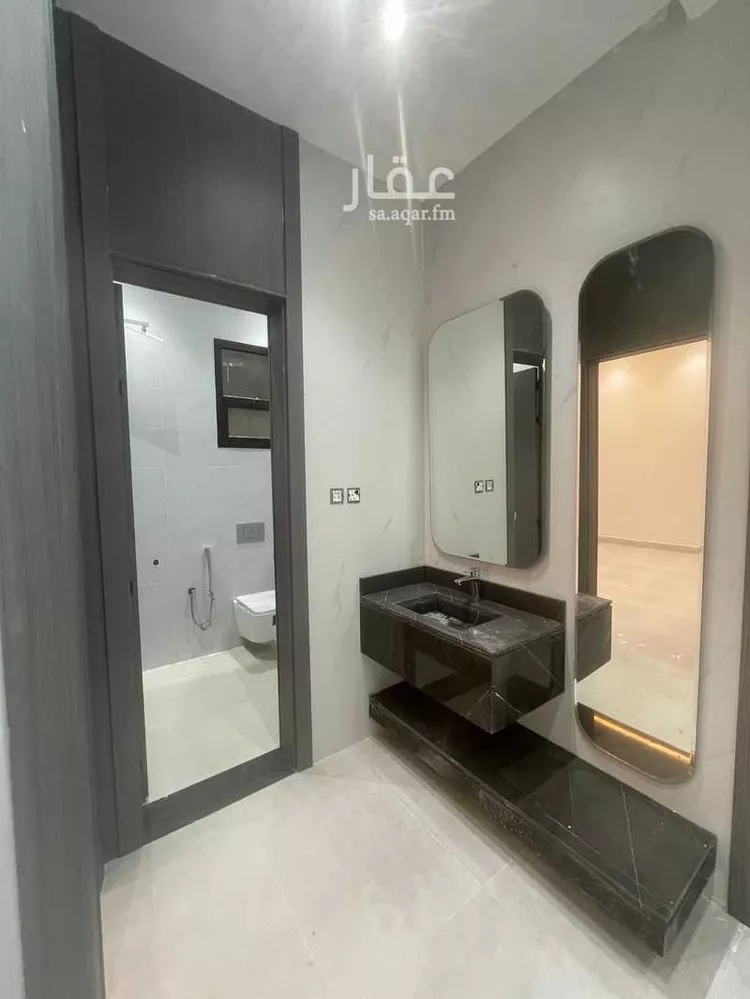 دور للبيع في شارع محمد بن بليهيد, حي طويق, مدينة الرياض, منطقة الرياض صورة 2