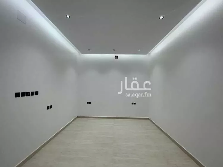 فيلا للبيع في شارع نخال, حي العريجاء الأوسط, مدينة الرياض, منطقة الرياض صورة 5