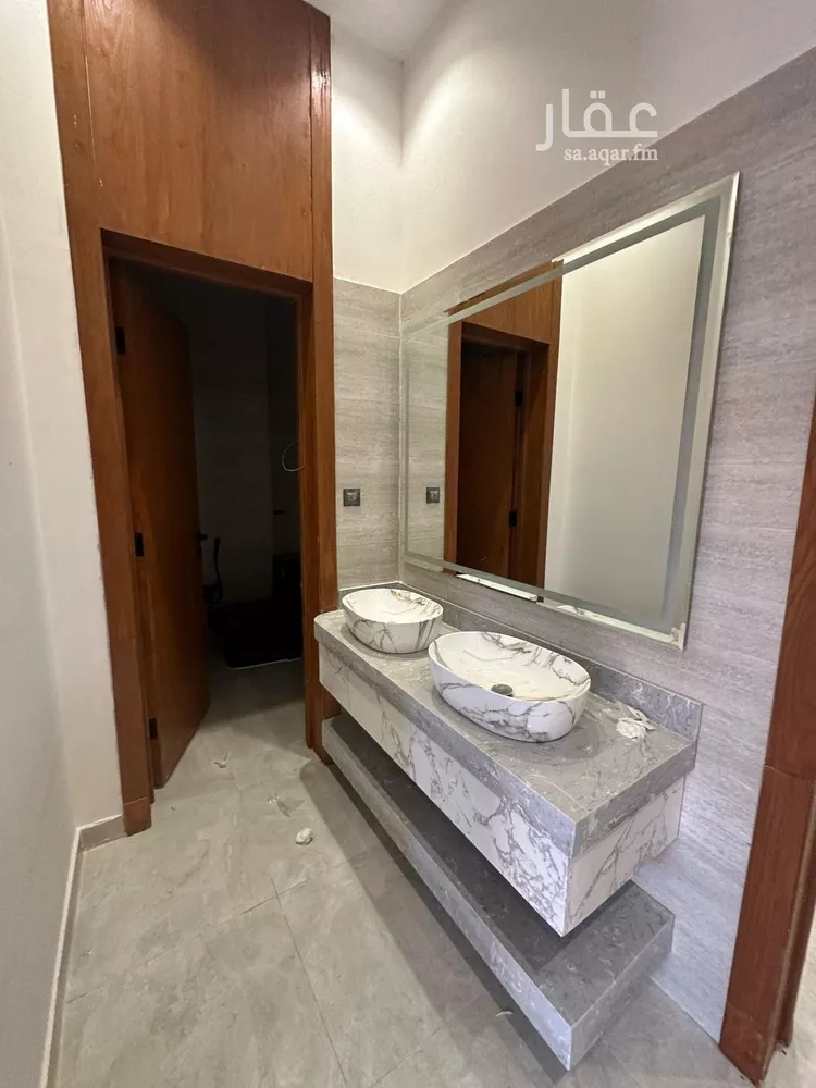 دور للبيع في شارع رفاعه بن شداد, حي طويق, مدينة الرياض, منطقة الرياض صورة 5