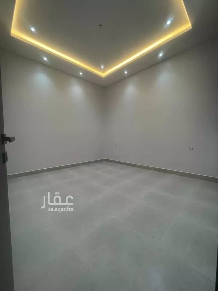 Floor for Sale in Riyadh Tuwaiq 10
