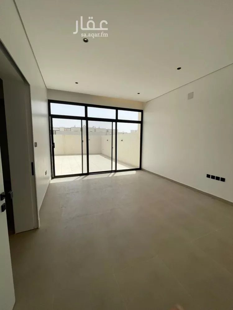 دور للبيع في شارع المخيل, حي الحزم, مدينة الرياض, منطقة الرياض صورة 2