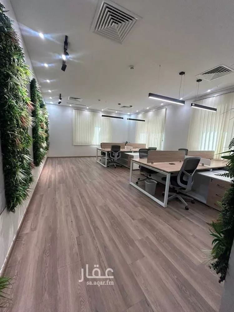 مكتب تجاري للإيجار في شارع طريق النهضة, حي الربوة, مدينة الرياض, منطقة الرياض صورة 2