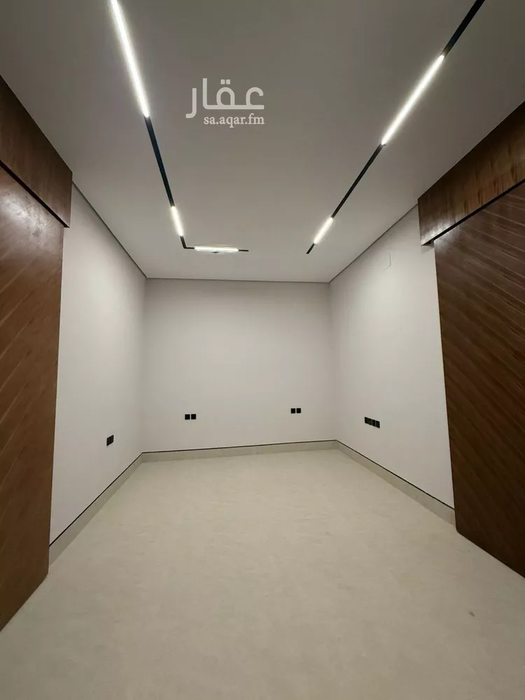 فيلا للبيع في شارع إسماعيل بن حماد, حي المهدية, مدينة الرياض, منطقة الرياض صورة 3