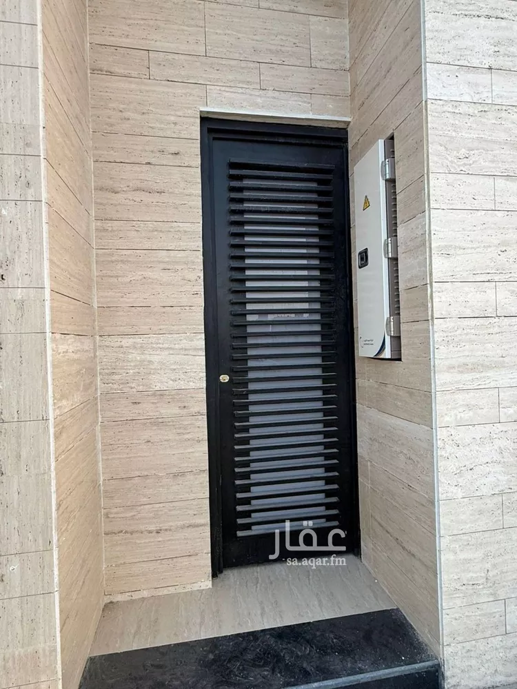 فيلا للبيع في شارع أمين بن محمد مرداد, حي المهدية, مدينة الرياض, منطقة الرياض صورة 3