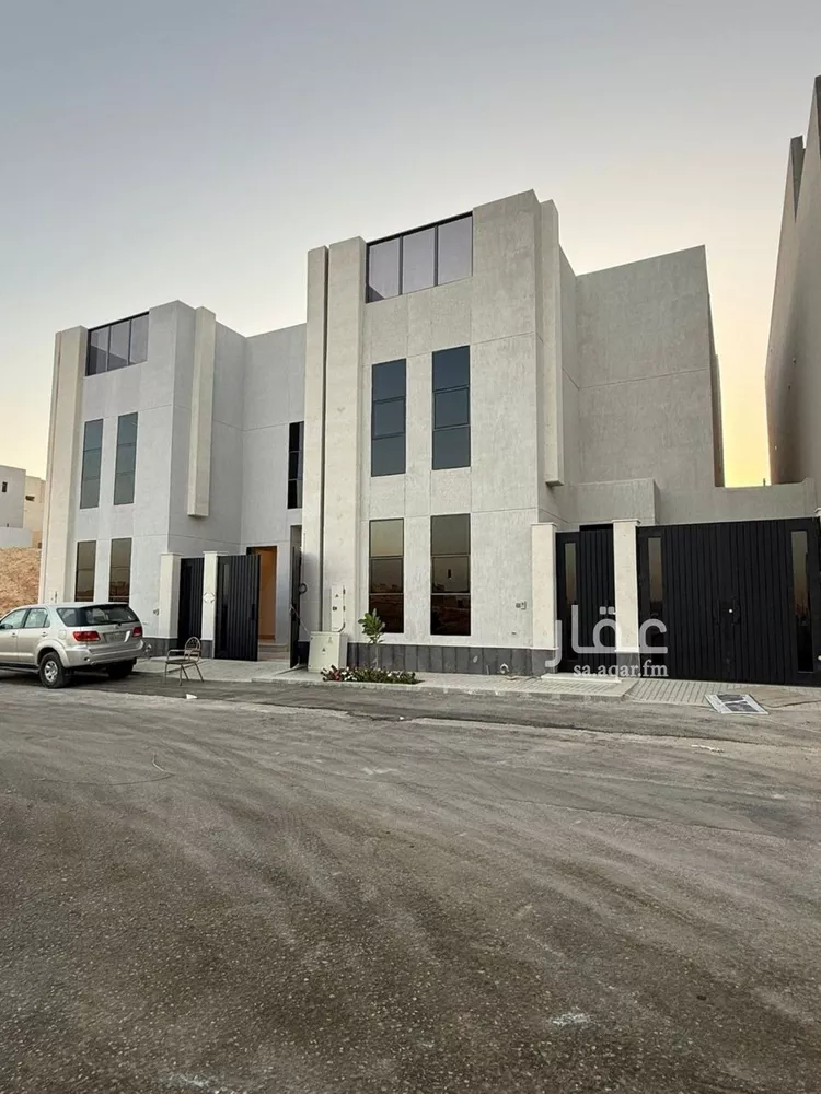 فيلا للبيع في شارع إسماعيل بن حماد, حي المهدية, مدينة الرياض, منطقة الرياض صورة 3