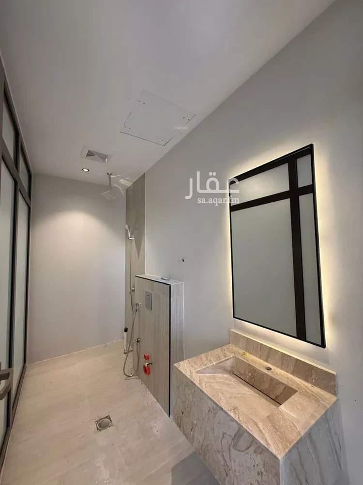 فيلا للبيع في شارع إسماعيل بن حماد, حي المهدية, مدينة الرياض, منطقة الرياض صورة 3